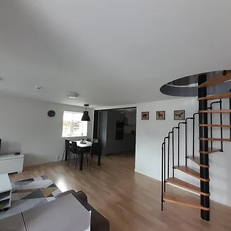 Apartment Koselig Hus I Maloy